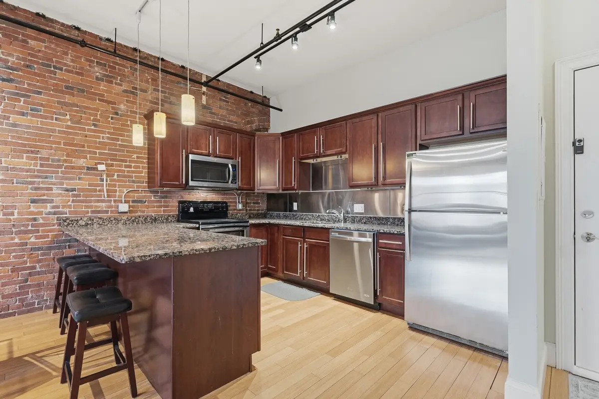 61 Market St #3A, Lowell, MA 01852 - #1