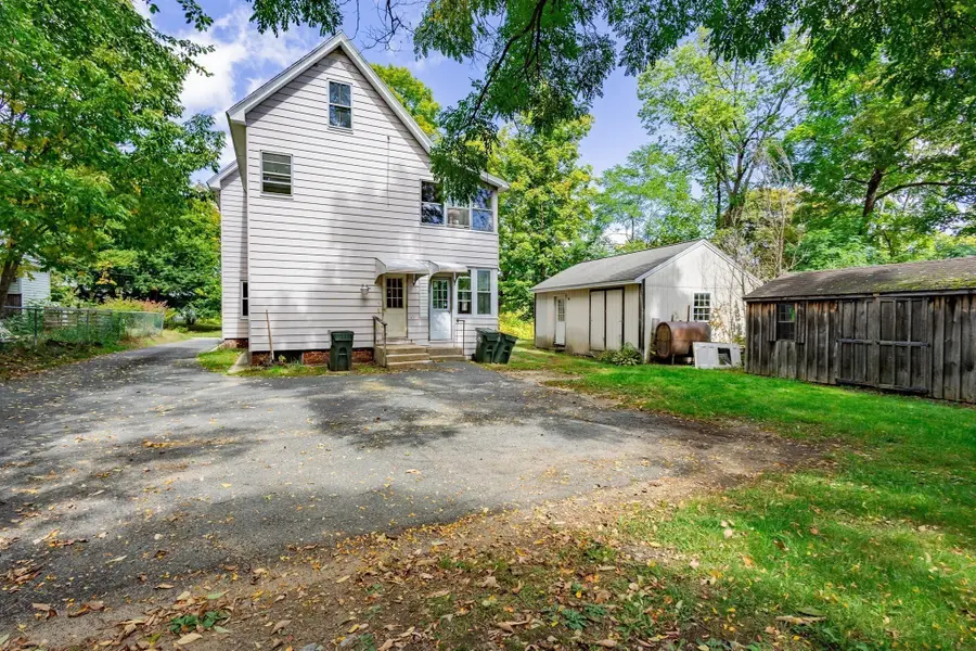 83 W Myrtle St, Orange, MA 01364 - #3
