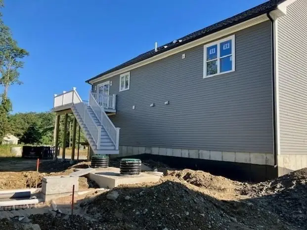 17 Lynch Way, Somerset, MA 02726 - #3