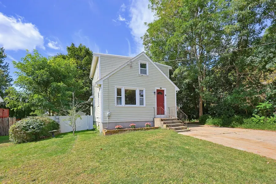 80 Hill Ave, Franklin, MA 02038 - #3