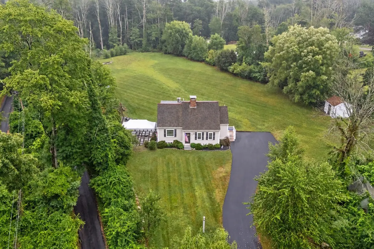 554 High St, Hanson, MA 02341 - #1