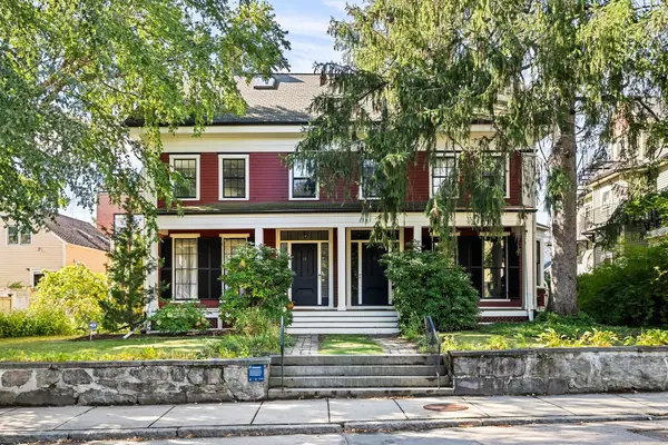 33-35 Green St #3, Boston, MA 02130