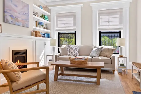 121 W Concord #1, Boston, MA 02118