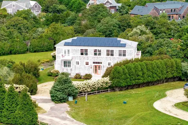 98 Edgartown Bay Rd, Edgartown, MA 02539