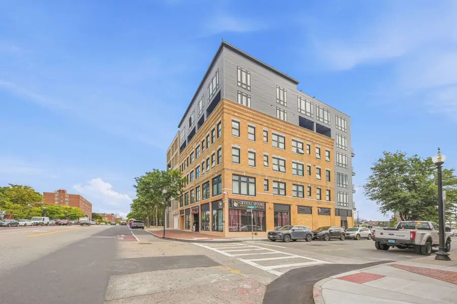 1950 Washington St. #3F, Boston, MA 02118 - #3