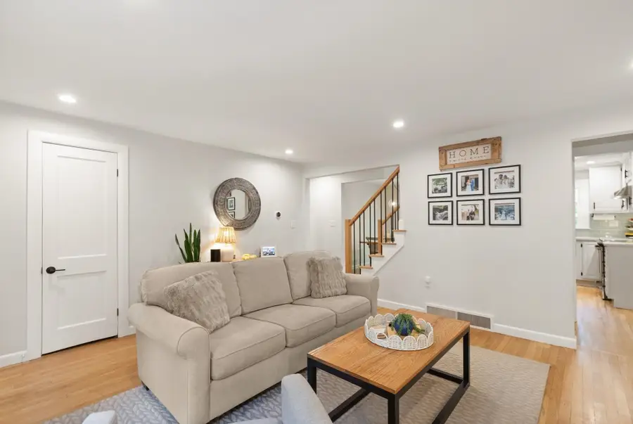 17 Cogswell Ave, Beverly, MA 01915 - #2