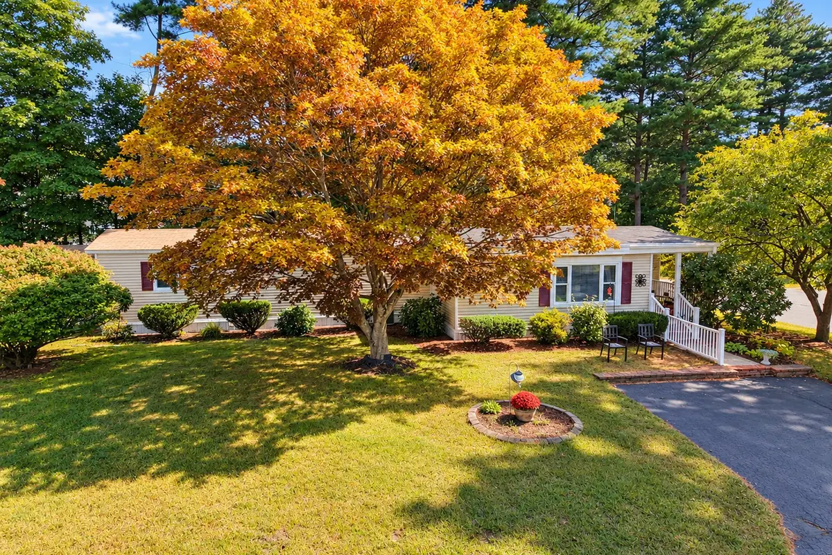 1 Lisa Circle, Merrimac, MA 01860 - #1