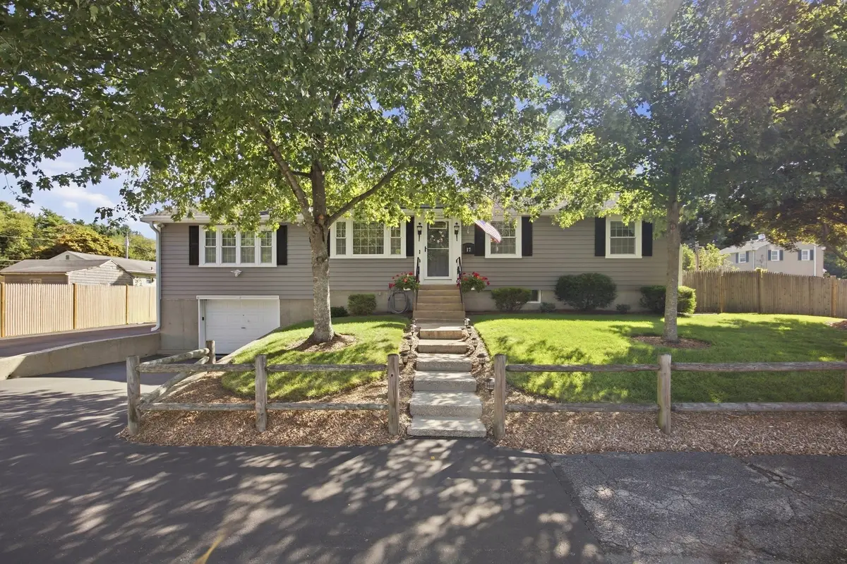 17 Grove Ave, Holbrook, MA 02343 - #1