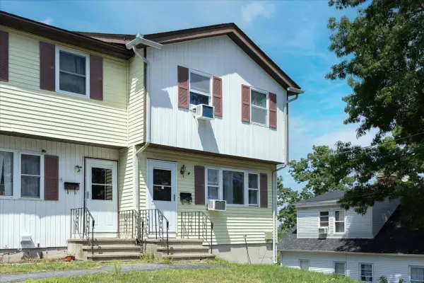 47 Kent St #A, Lawrence, MA 01843