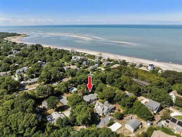 66 Roberts Rd, Brewster, MA 02631