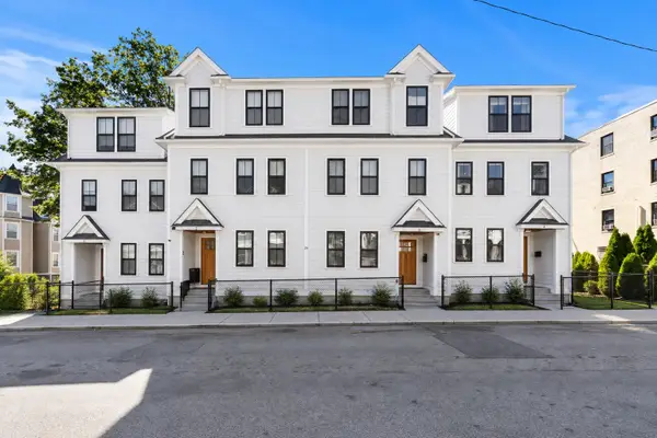 24 Bradshaw St #4, Boston, MA 02121