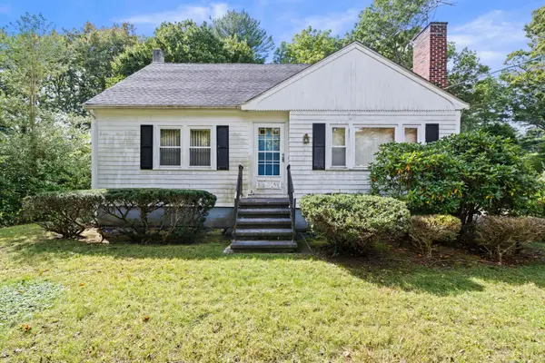 43 Lawrence St, Wilmington, MA 01887