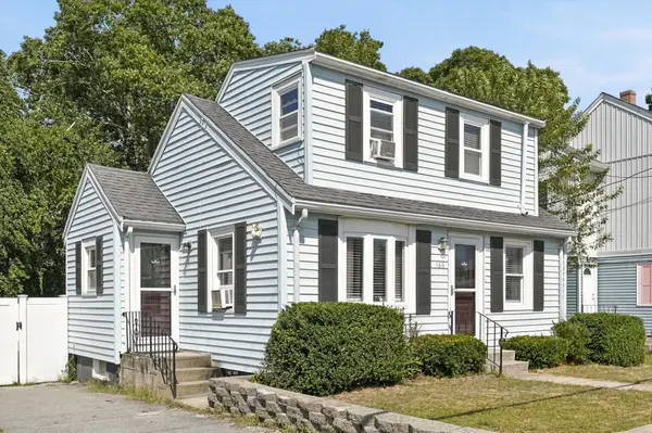 166 Sandwich Rd, Wareham, MA 02571