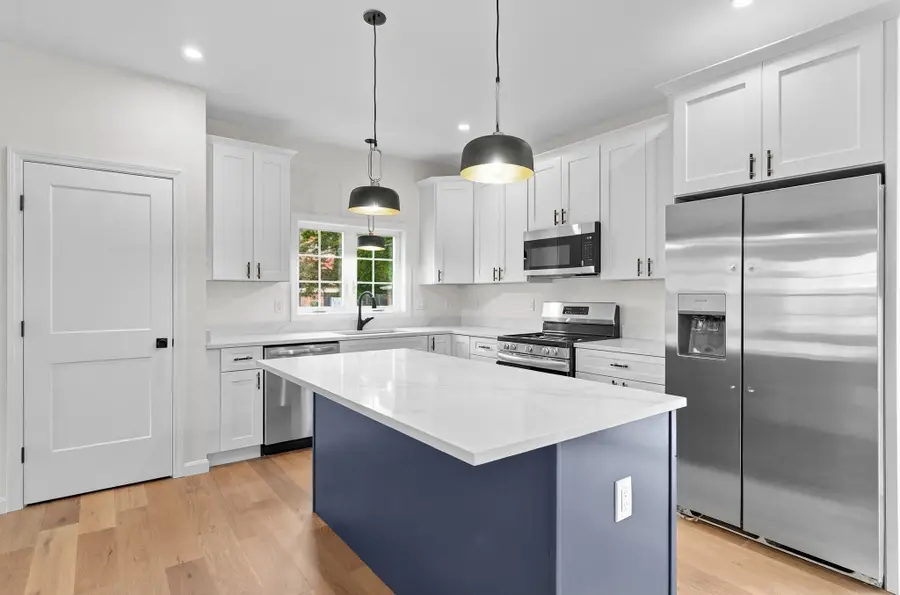 181 Wellington, Fall River, MA 02720 - #3