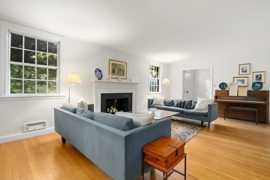 24 Cliff Road, Wellesley, MA 02481 - #2