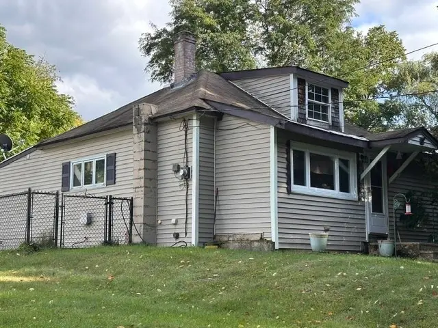 40 Williams Ave, Athol, MA 01331 - #3