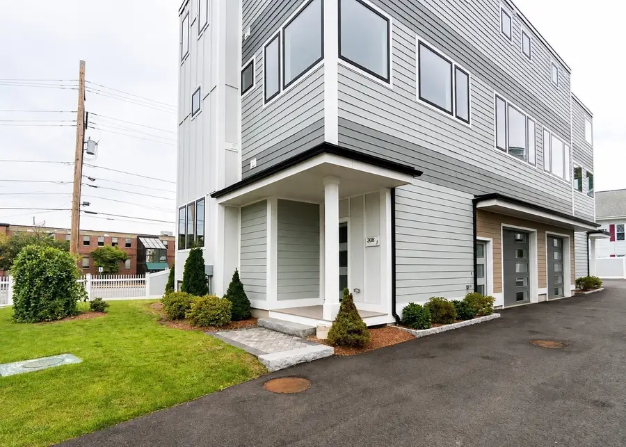 312 Newton Street #1, Waltham, MA 02453 - #2