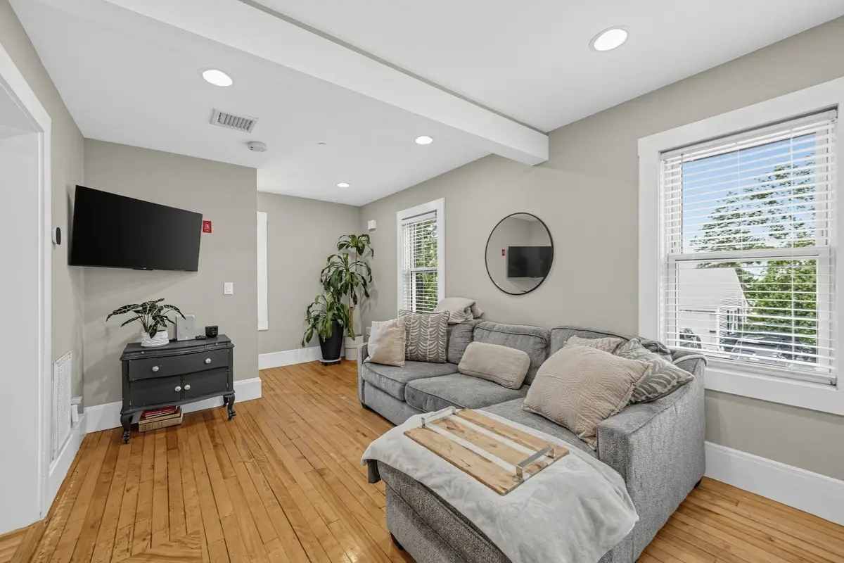 5 Russell Street #4, Amesbury, MA 01913 - #1