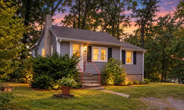 21 Faulkner Rd, Grafton, MA 01536