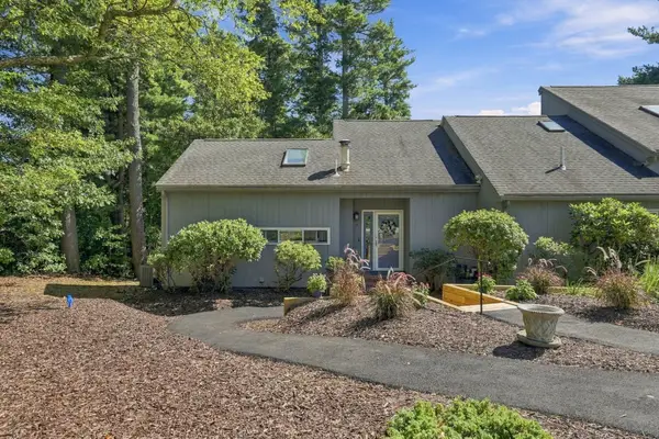 25 Trout Farm Ln #25, Duxbury, MA 02332