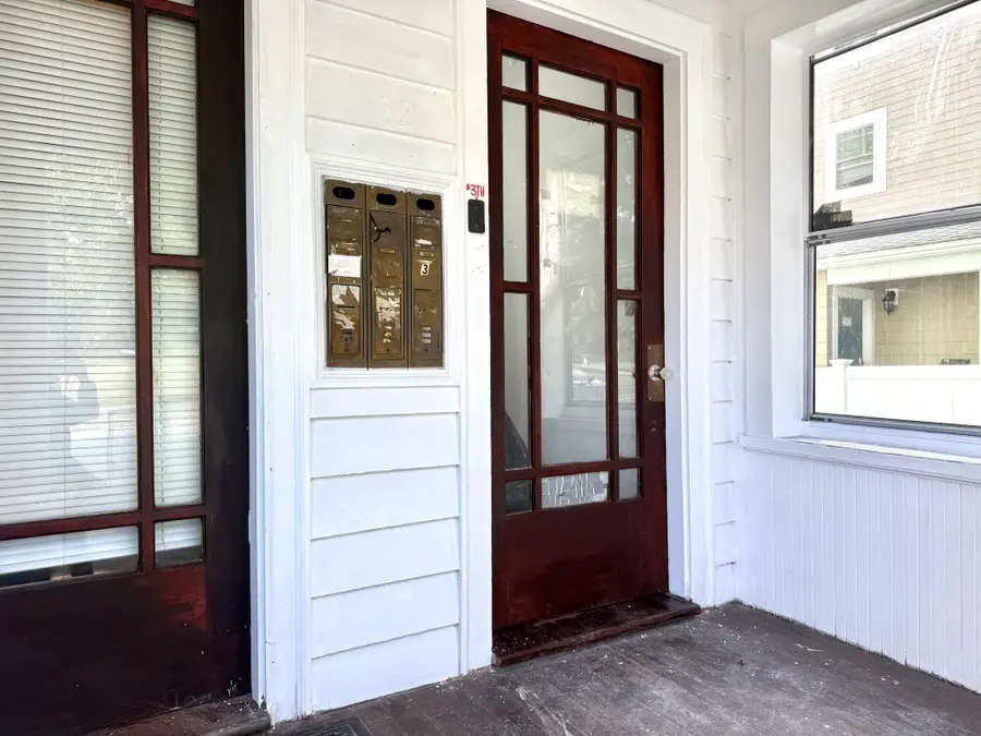 32 Catharine Street, Worcester, MA 01605 - #3