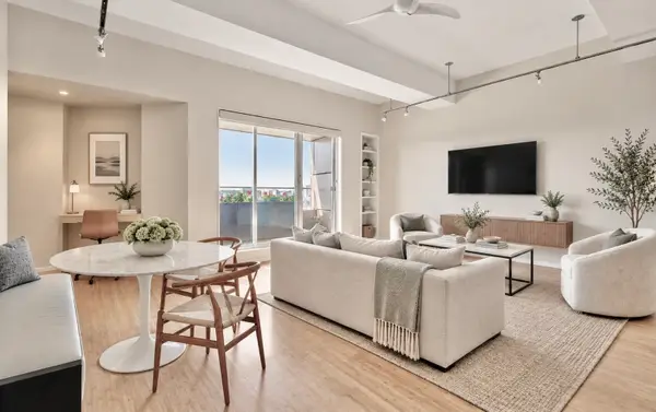 141 Dorchester Ave #212, Boston, MA 02127