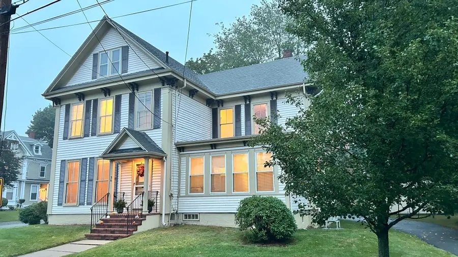 36 Warren Street, Stoneham, MA 02180 - #2