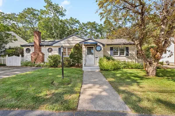 78 Spring View Dr, Lynn, MA 01904