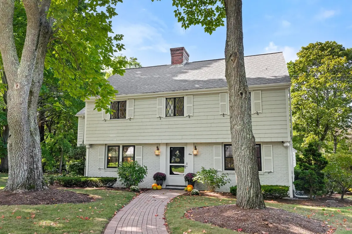 1 Overlook Way, Winchester, MA 01890 - #1