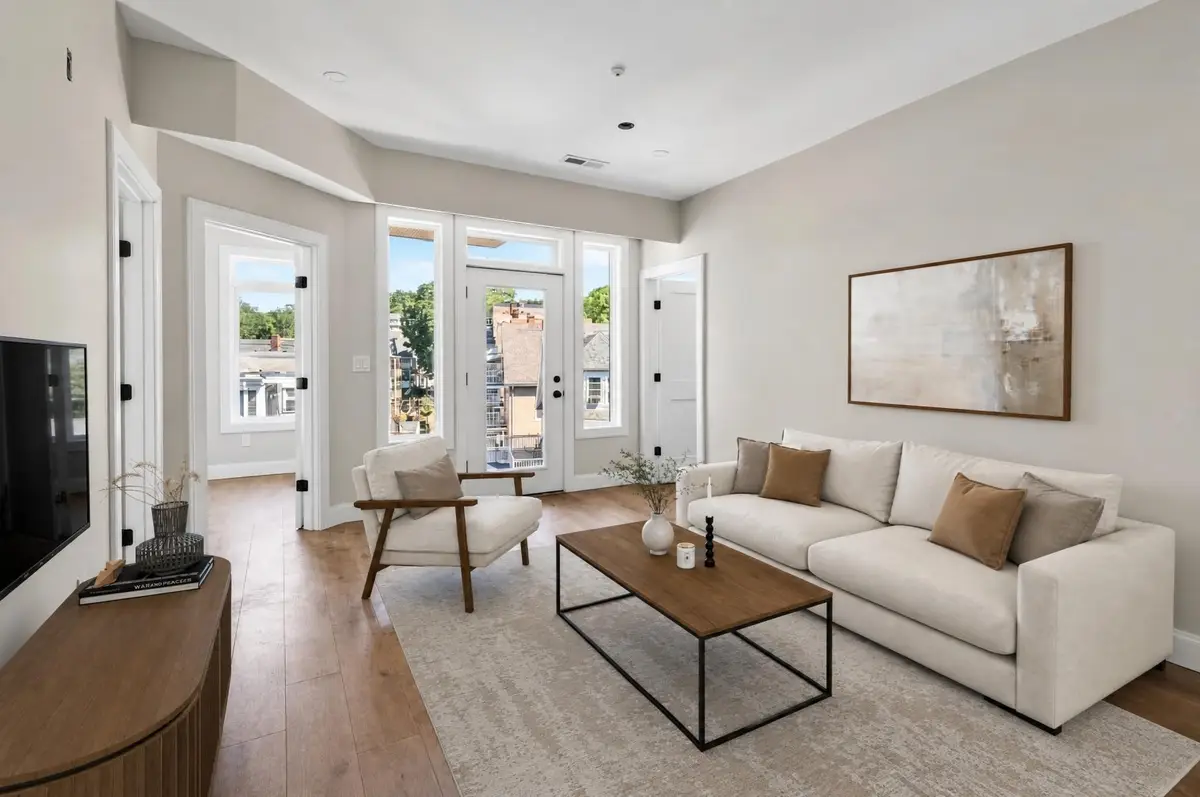 2 Weld Hill St #301, Boston, MA 02130 - #1