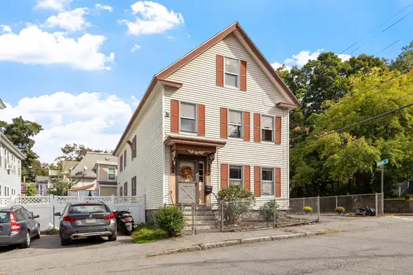 352 Stackpole Street, Lowell, MA 01852