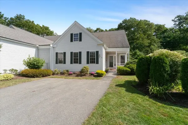 2 Berrywood Ct #2, Bourne, MA 02532
