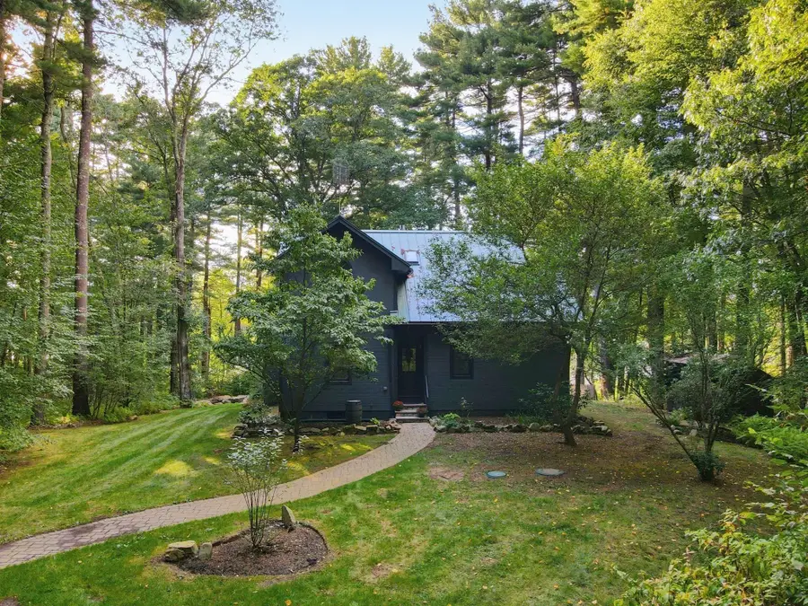 510 Mendon St, Uxbridge, MA 01569 - #3
