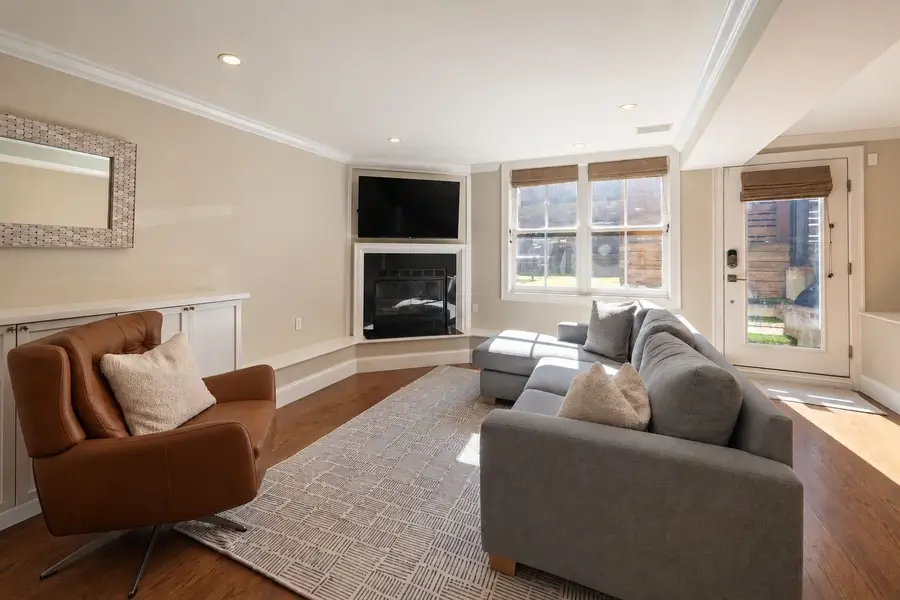 38 Rutland Sq #1, Boston, MA 02118 - #3