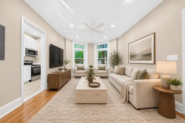 34 Winchester St #1, Brookline, MA 02446