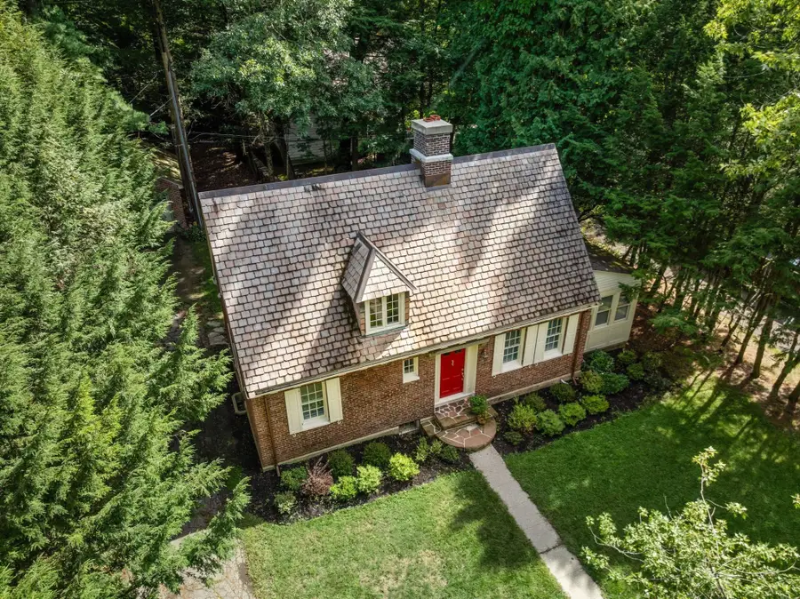 43 Woodlawn Ave, Northampton, MA 01060 - #2