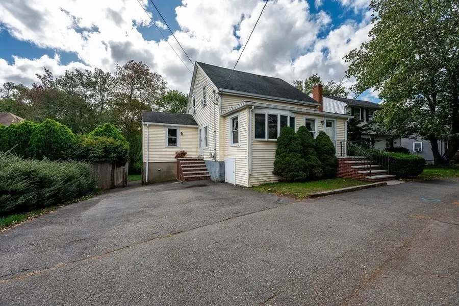 34 Trenton Road, Dedham, MA 02026 - #3