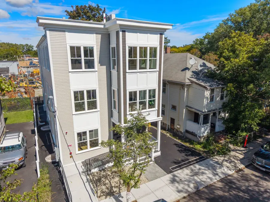 50 Bradeen #2, Boston, MA 02131 - #3