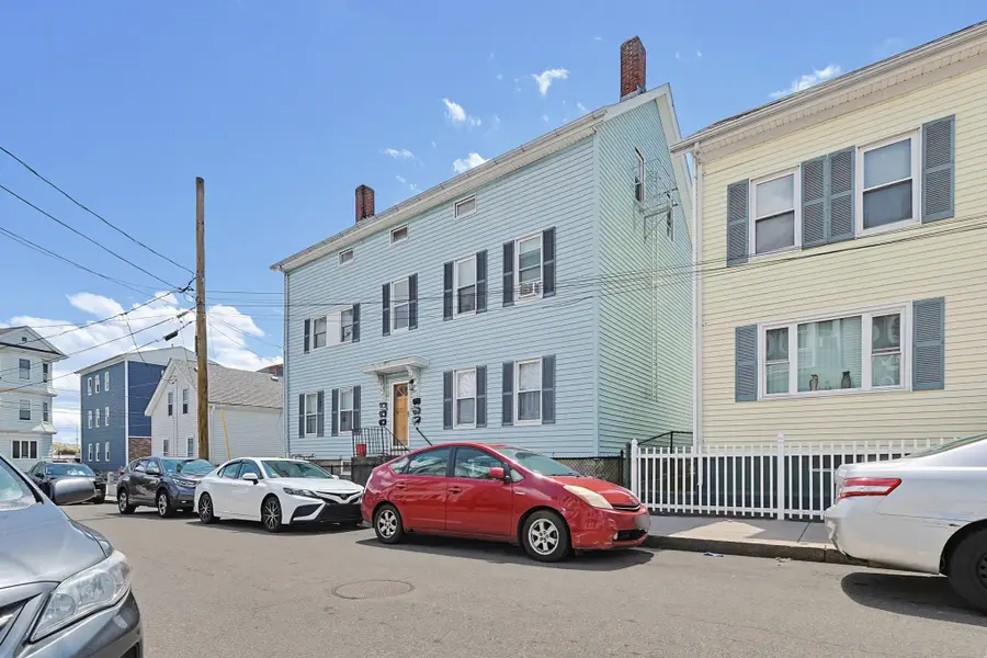 23 Brow Street, Fall River, MA 02721 - #3