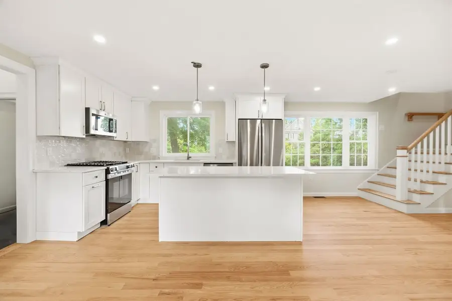 11 Clark Ave, Walpole, MA 02081 - #3