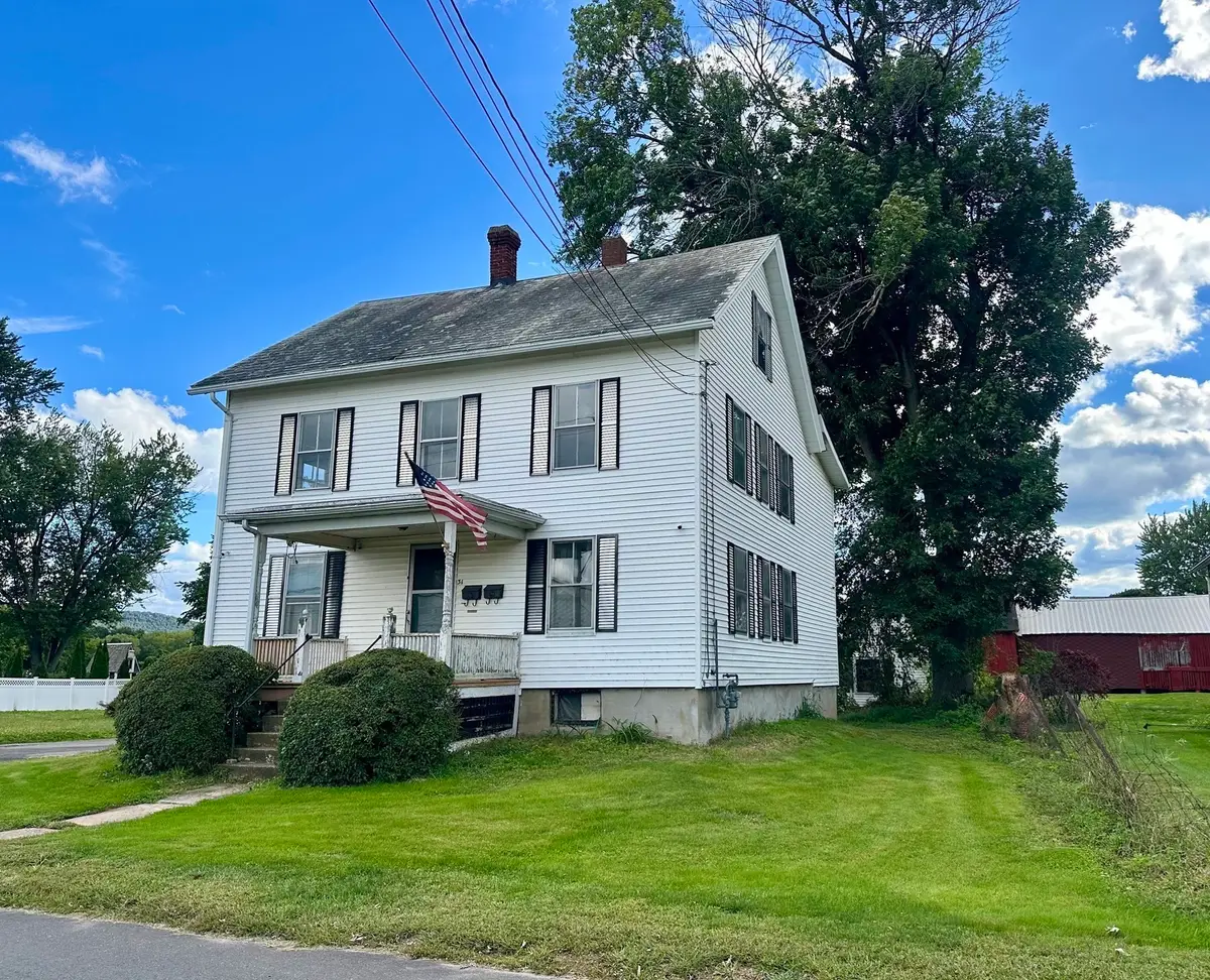 31 Fair St, Northampton, MA 01060 - #1