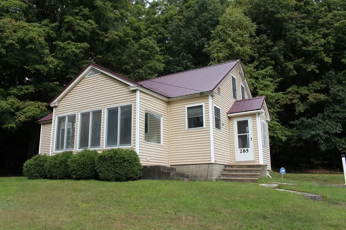 285 Millers Falls Rd, Northfield, MA 01360 - #1
