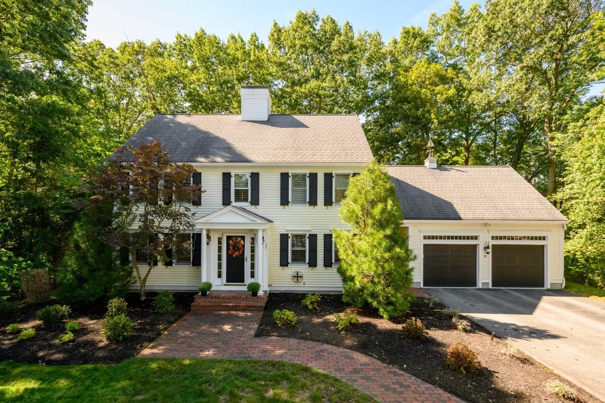 37 Ward St, Hingham, MA 02043 - #1