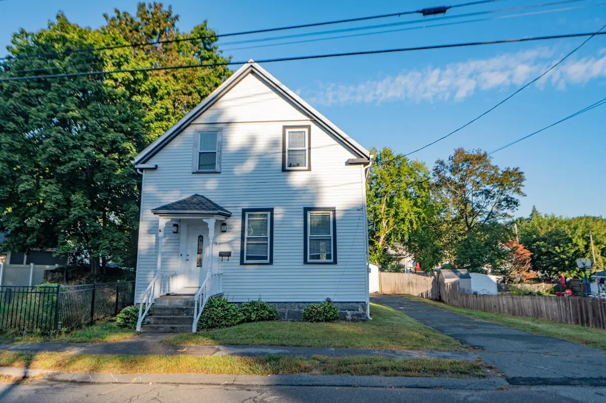 19 Lynn St, Peabody, MA 01960 - #1