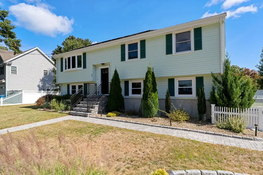 20 Humboldt Ave, Burlington, MA 01803 - #2