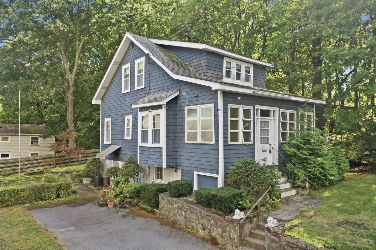 62 Chase Avenue, Lexington, MA 02421 - #1