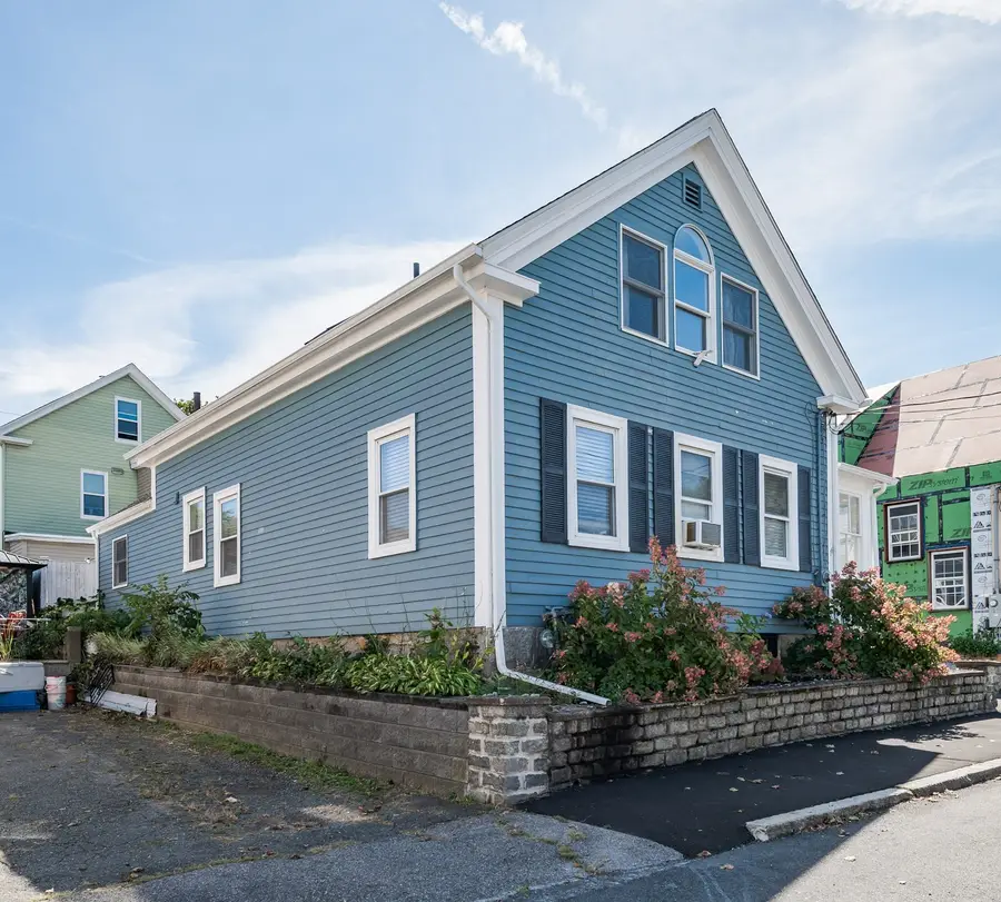 16 Albion St, Salem, MA 01970 - #3