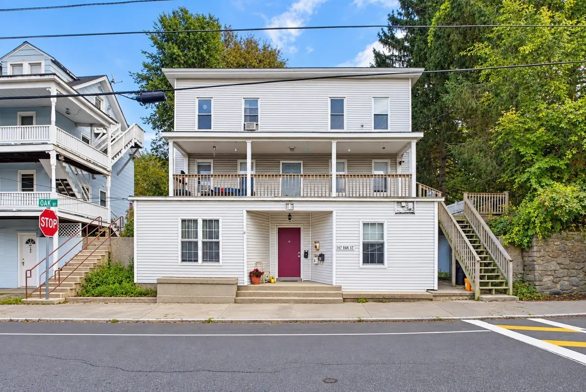147- 1/2 Oak St, Clinton, MA 01510 - #1
