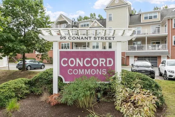 95 Conant St #214, Concord, MA 01742