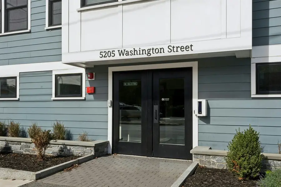 5205 Washington St #305R, Boston, MA 02132 - #2